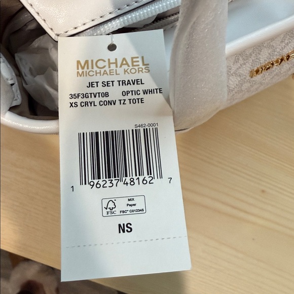 New! Michael Kors Cream Satchel with Gold Accents Jet Set Travel Small Logo Tote - Picture 4 of 6